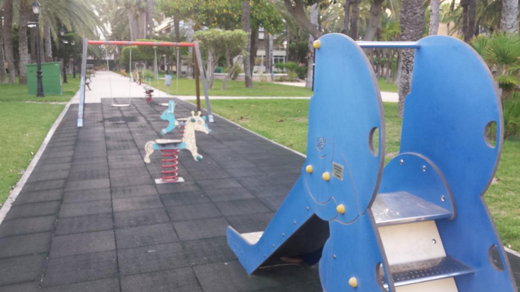 Palmeral De Torrevieja Bagian luar foto